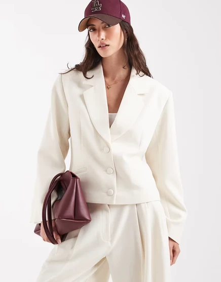 Женский блейзер ASOS Design оверсайз, слоновая кость