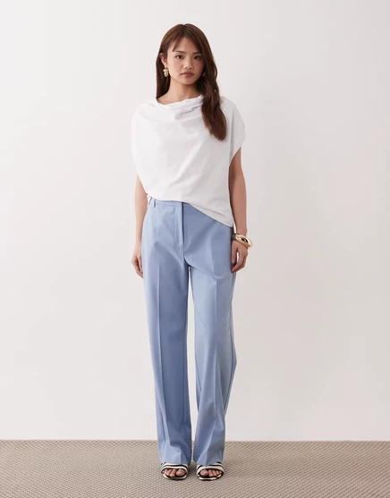Изящные прямые брюки ASOS DESIGN Petite, сшитые на заказ в нежно-голубом цвете
