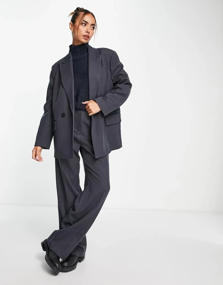 Серый пиджак с узором «в ёлочку» Vero Moda — часть комплекта dgm