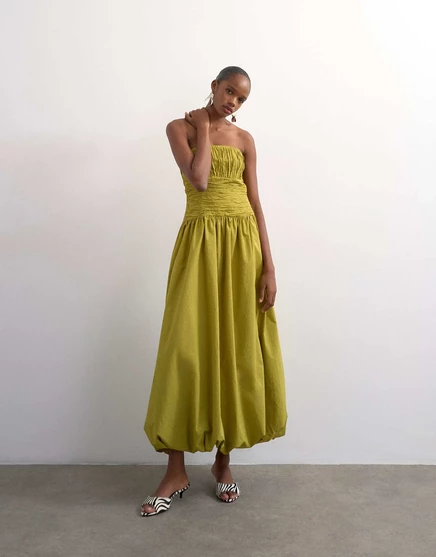 Макси-платье-бандо с пышным подолом от Topshop премиум-класса зеленого цвета green