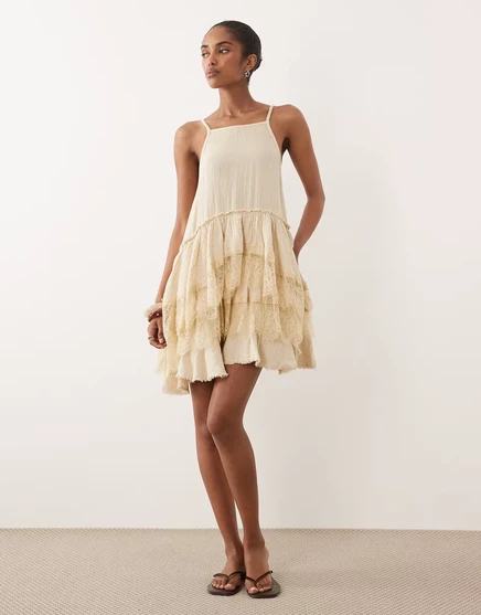 Женское мини-платье ASOS Design с рюшами, чайно-коричневое