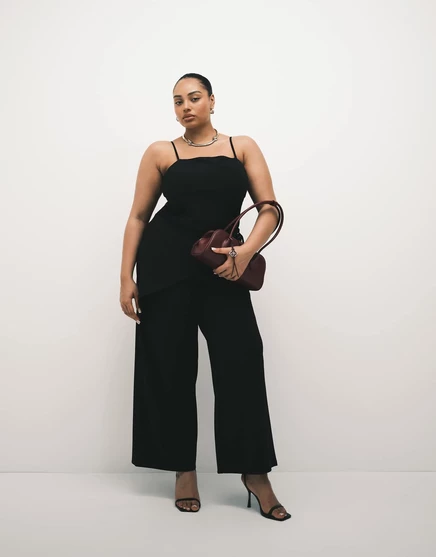 Облегающие широкие брюки ASOS DESIGN Curve из саржи черного цвета с запахом