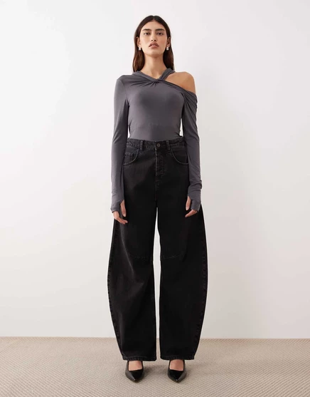 НАДЕНЬТЕ джинсы-бочонки Sydney denim из выстиранного черного цвета washed black