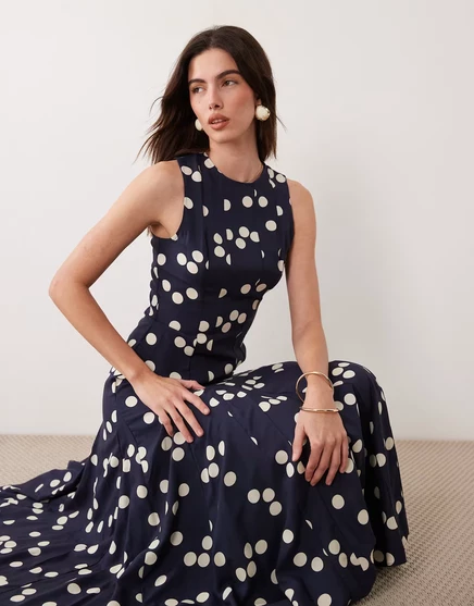Женское макси-платье ASOS Design с клиньями, синий в горох