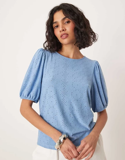Футболка VILA broderie блаженного синего цвета с пышными рукавами blissful blue