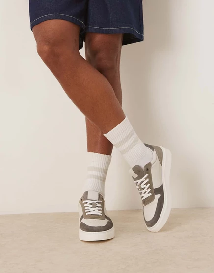 Мужские кожаные кроссовки ASOS DESIGN, серо-белые