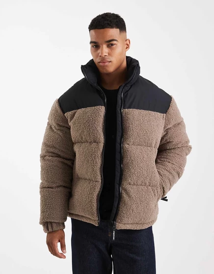 Пуховик Jack &Jones borg бежевого цвета desert taupe