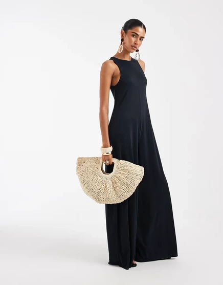Женский комбинезон ASOS Design из модала с карманами, черный