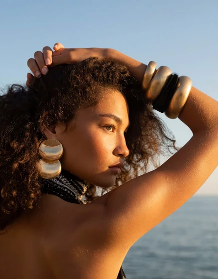 Крупные серьги ASOS DESIGN с двойным диском в виде матового золотого оттенка