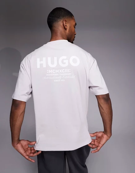 Голубая хлопковая футболка HUGO с принтом логотипа на спине светло-фиолетового цвета