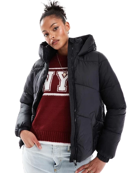 Высокий пуховик Vero Moda черного цвета black