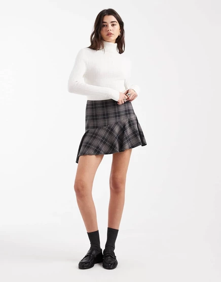 ДИЗАЙНЕРСКАЯ мини-юбка ASOS с заниженной талией в матовую клетку brown brushed check