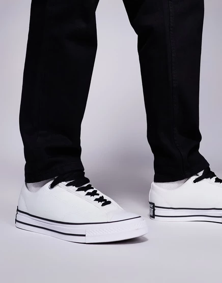 Кроссовки Converse Puff Taylor белого цвета с черными деталями black