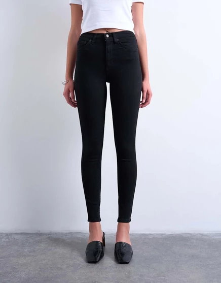 Черные зауженные джинсы Topshop Jamie с высокой посадкой black