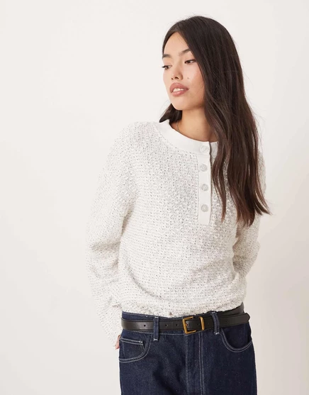 ДИЗАЙНЕРСКИЙ топ henley с длинными рукавами из текстурированного букле от ASOS цвета слоновой кости ivory