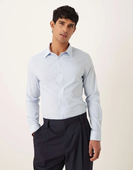 Элегантная тонкая рубашка ASOS DESIGN easy iron светло-голубого цвета light blue
