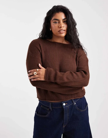 ДИЗАЙНЕРСКИЙ свитер ASOS с округлым вырезом и квадратной вязкой в рубчик с закатанными краями шоколадного цвета chocolate