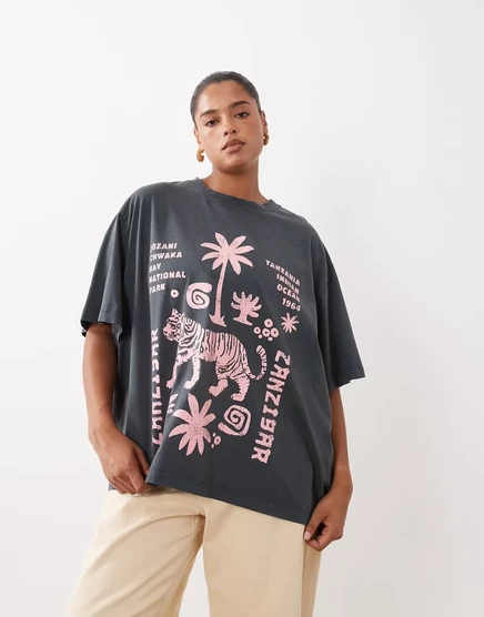 Женская футболка ASOS Curve оверсайз с принтом тигра, антрацитовая