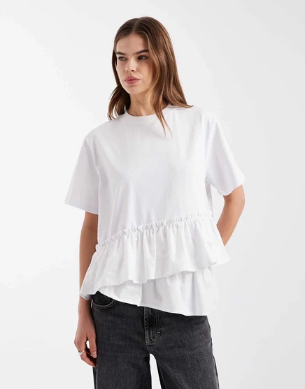 Женский топ ASOS Design асимметричный из поплина с баской, белый