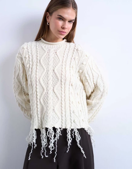 Потертый свитер кабельной вязки Topshop цвета слоновой кости ivory