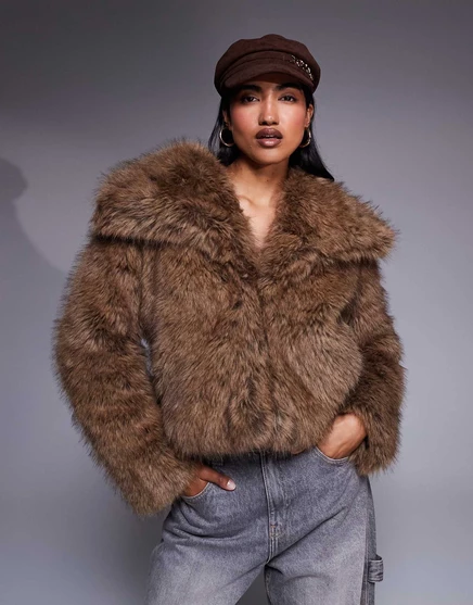 Женская укороченная куртка River Island из эко‑меха, коричневая