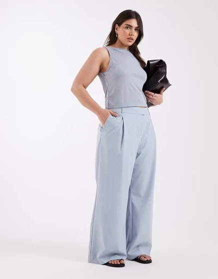 Брюки свободного кроя с низкой посадкой от ASOS DESIGN Curve нежно-голубого цвета