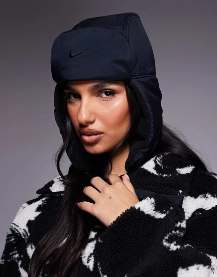 Шапка Nike puffer trapper черного цвета black