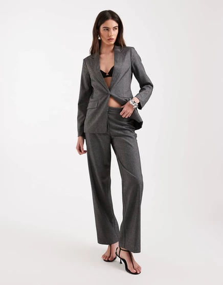 Приталенный блейзер с прямыми штанинами от Vero Moda salt and pepper черного цвета - часть комплекта