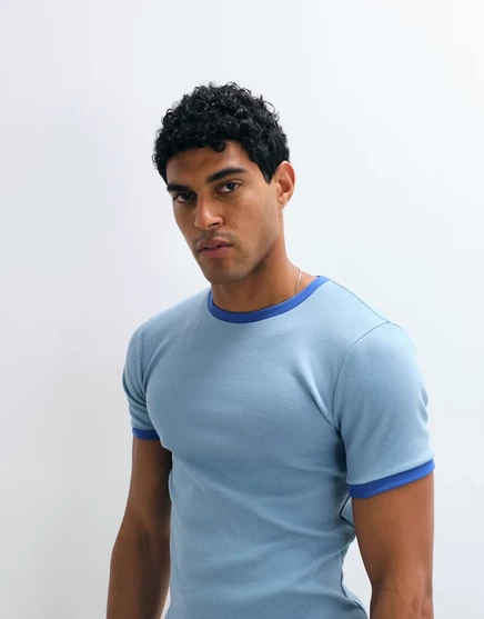 Мужская футболка ASOS Design Muscle fit с окантовкой, голубая
