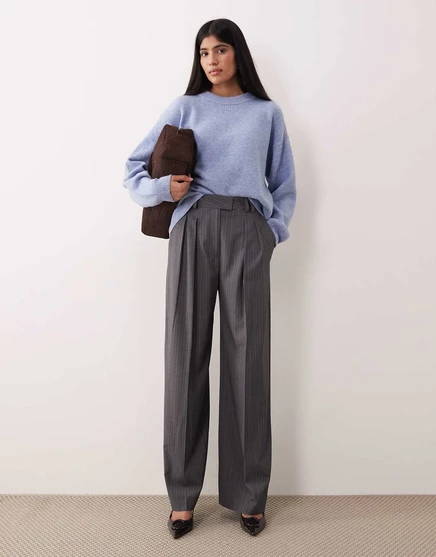 Широкие брюки ASOS DESIGN, сшитые на заказ со складками в серую полоску gray stripe