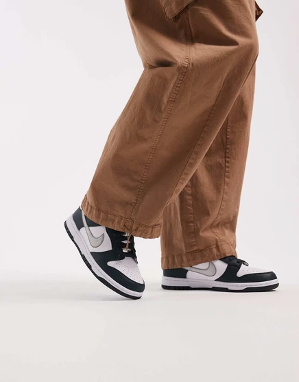 Кроссовки Nike Dunk low зеленого и серебристого цветов mid green