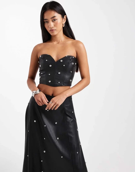 Черный корсетный топ с заклепками из искусственной кожи Miss Selfridge black