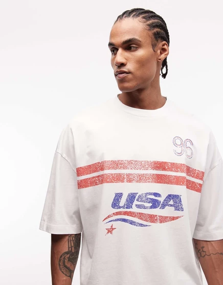 ДИЗАЙНЕРСКАЯ футболка оверсайз от ASOS с изображением американского футбола белого цвета white