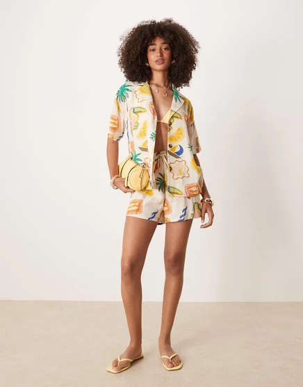 Дизайнерские шорты из льняной смеси ASOS с тропическим принтом - часть комплекта tropical print