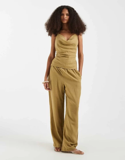 Льняные брюки Vero Moda с завышенной талией и широкими штанинами цвета willow green - часть комплекта willow
