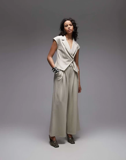 Женские широкие брюки ASOS Design со складками, песочные