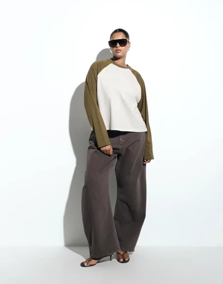 Джинсы ASOS DESIGN Curve с бантиком-бочонком в шоколадном цвете эспрессо