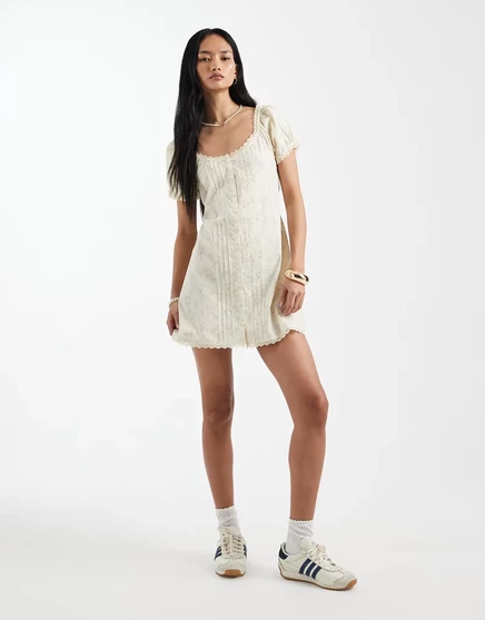 Женское мини-платье Cotton On Eliza с цветочным принтом Sara