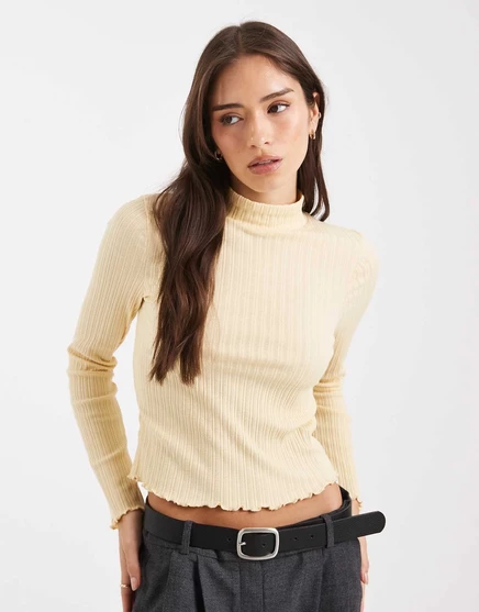 Топ в рубчик с высоким вырезом Miss Selfridge из пахты buttermilk