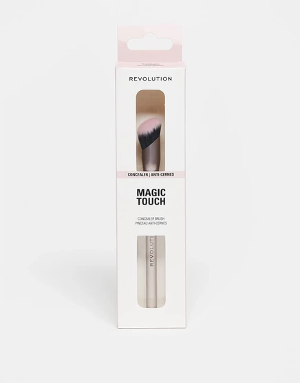 Женская кисть для консилера Revolution Magic Touch