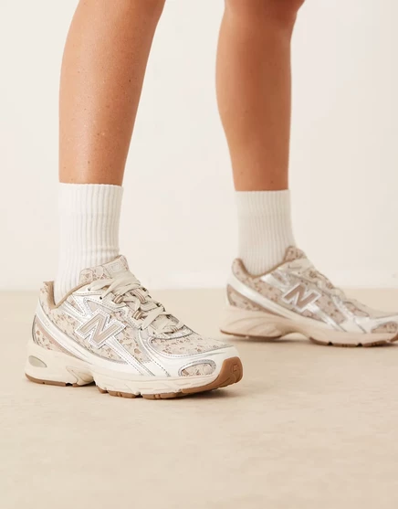 Кружевные кроссовки New Balance 740 бежевого цвета - эксклюзивно для ASOS