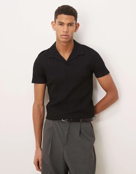 Футболка-поло с воротником-стойкой от ASOS DESIGN heavyweight muscle из черного трикотажа в рубчик black