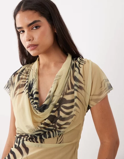Сетчатый капюшон с принтом ASOS DESIGN спереди в цвете zebra - часть комплекта zebra