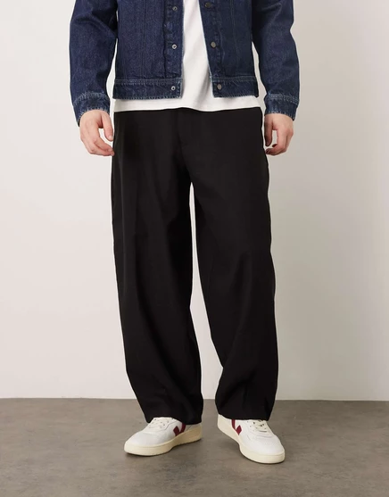 Плиссированные брюки из смеси шерсти ASOS DESIGN с широкими штанинами-бочонками черного цвета black