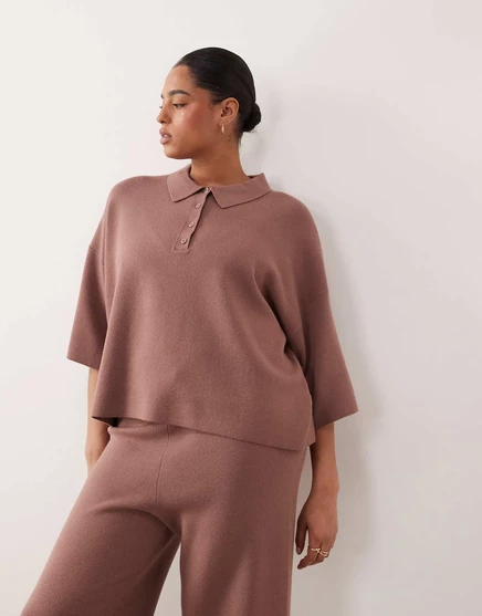 Облегающая трикотажная рубашка-поло ASOS DESIGN Curve цвета мускатного ореха