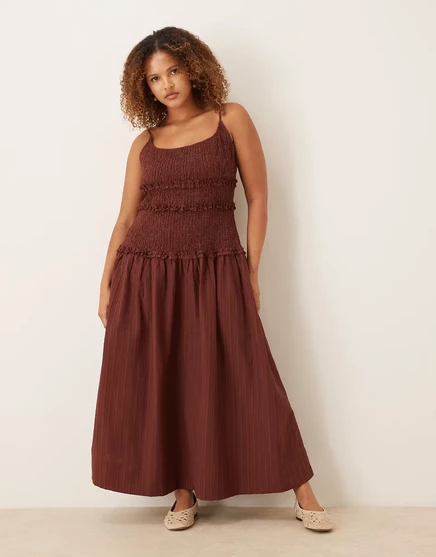 Женское миди-платье ASOS Curve жатое, тёпло-шоколадное