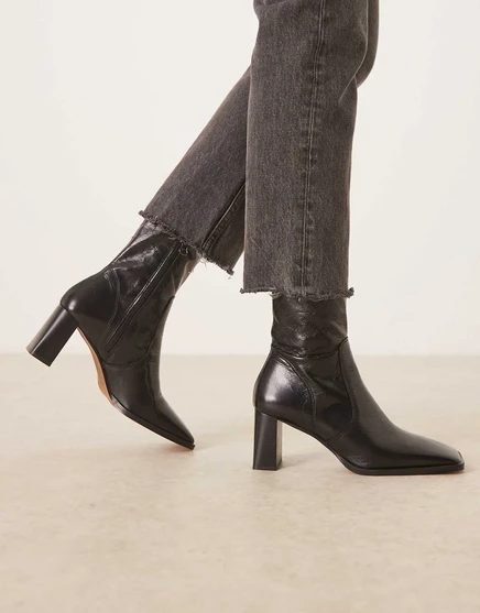 Ботильоны из кожи ASOS DESIGN Ramona на квадратном каблуке черного цвета black leather