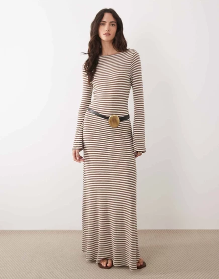 Макси-платье ASOS DESIGN, сшитое крючком из ткани с длинным рукавом 