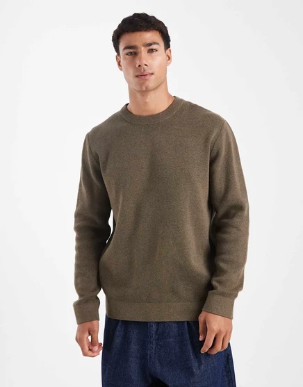 Вязаный свитер премиум-класса с круглым вырезом Jack &Jones оливкового цвета stone gray