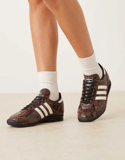 Кроссовки adidas Originals SL 72 OG коричневого цвета со змеиным принтом brown